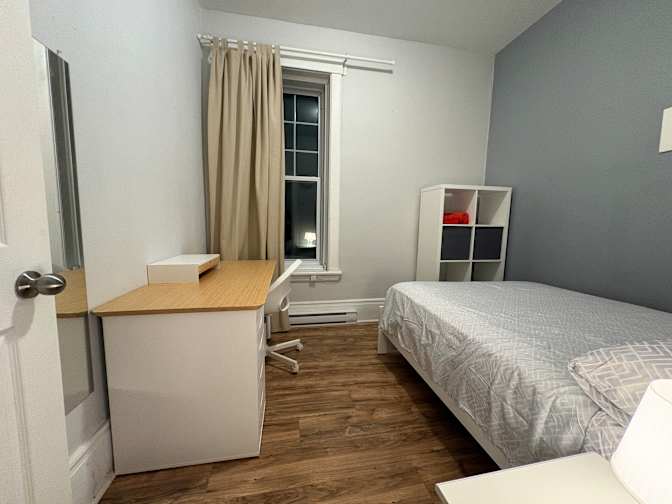 Valerie's room