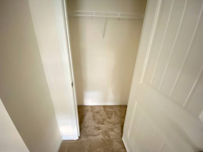 Alcove Rooms's room