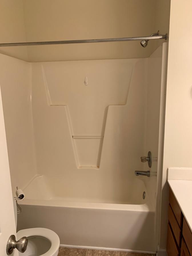 Alcove Rooms's room