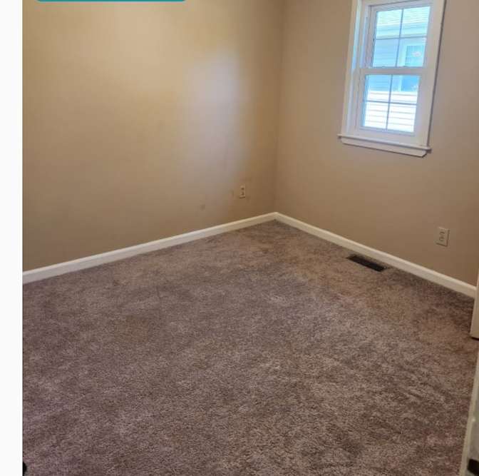 Walk to DOWNTOWN 🤔's room