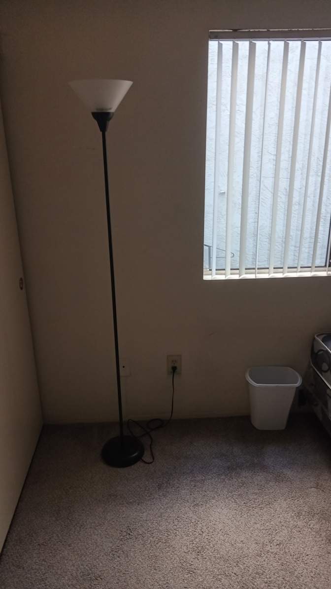 Mario Cetina Jr's room