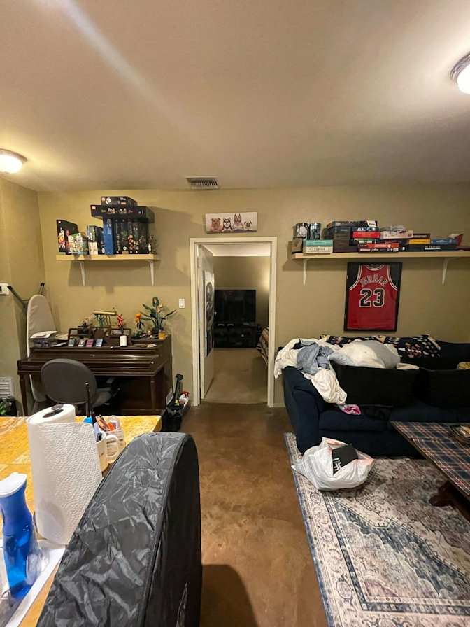 Lyz Walsh's room