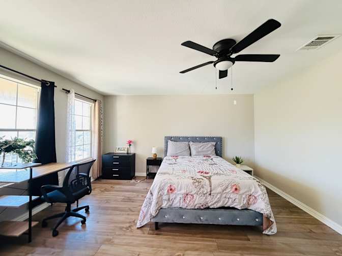 Vivian's room