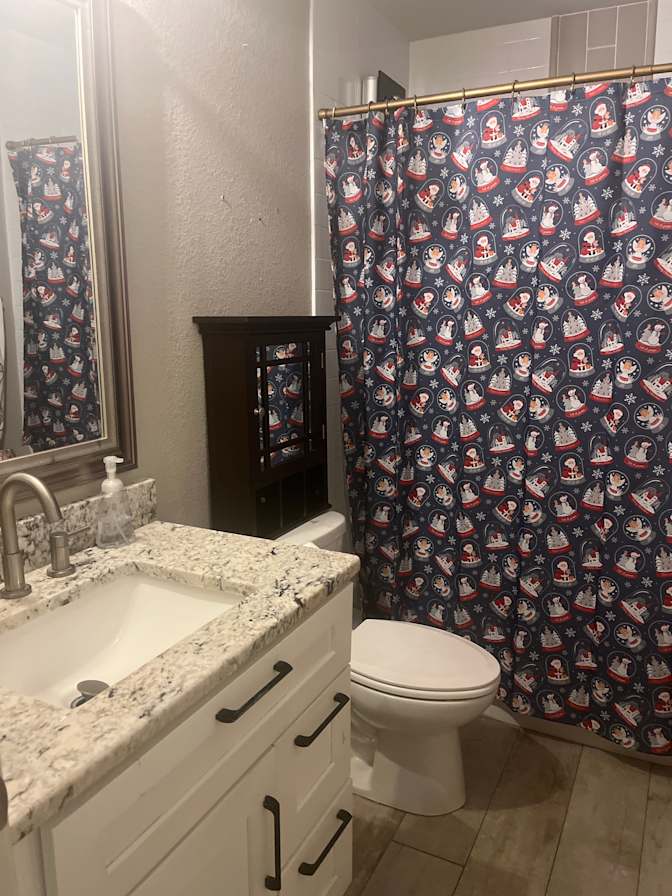 Donna's room