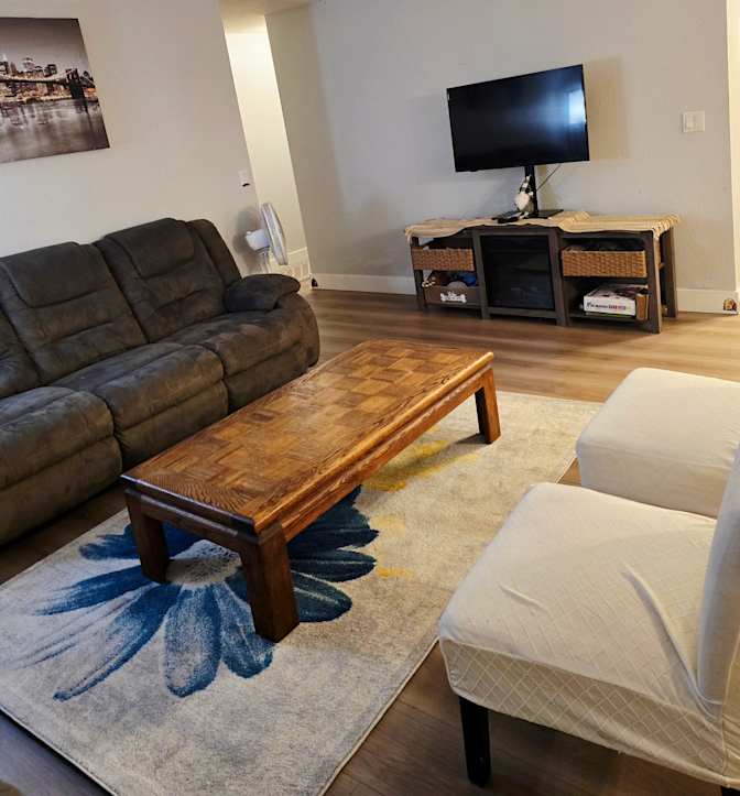 Treasure Valley's room