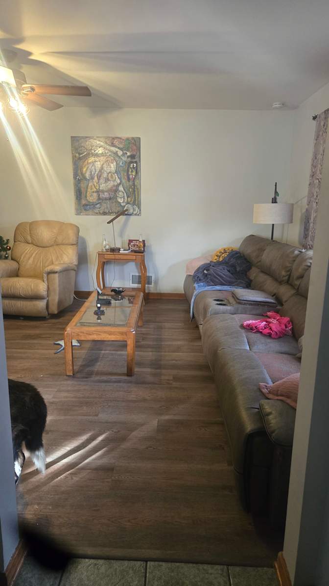 ryan dove's room