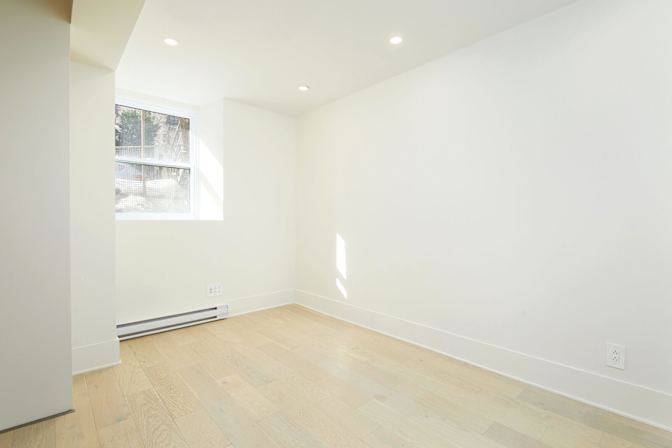 Yousef's room