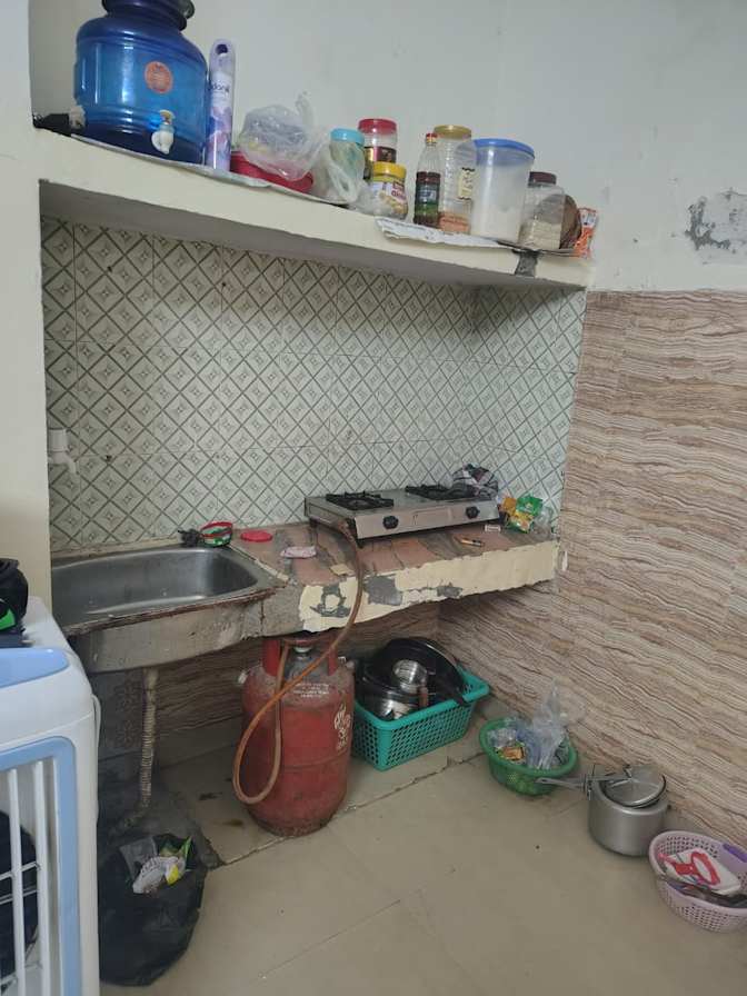 Aakriti's room