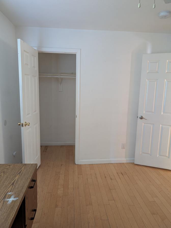 John oscar BROWN's room