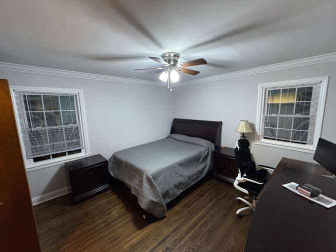 André's room