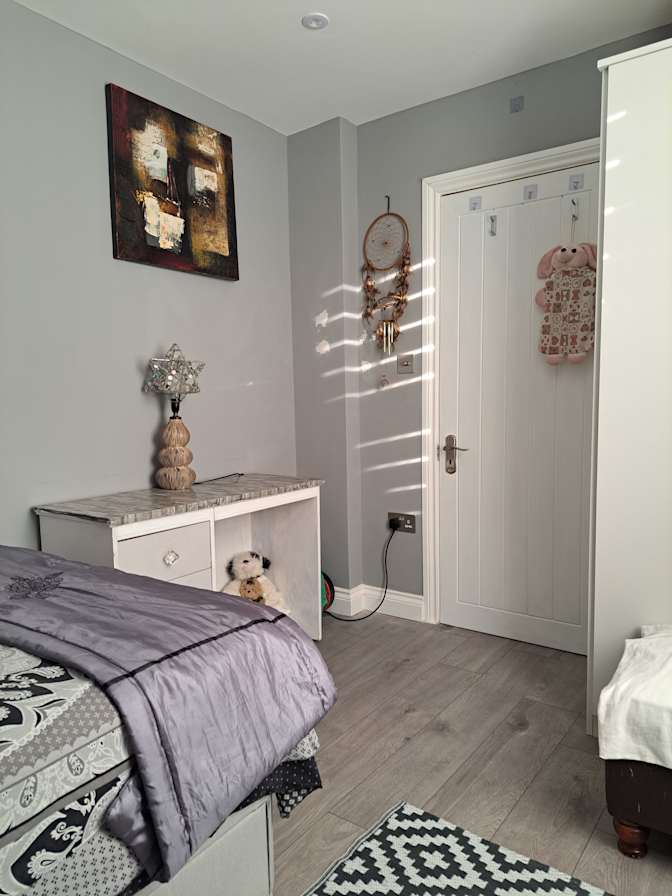 Leanna's room