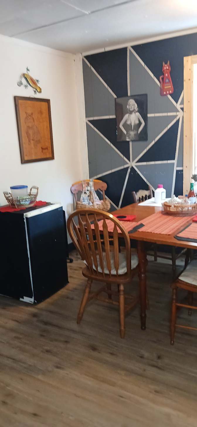 Raymond's room