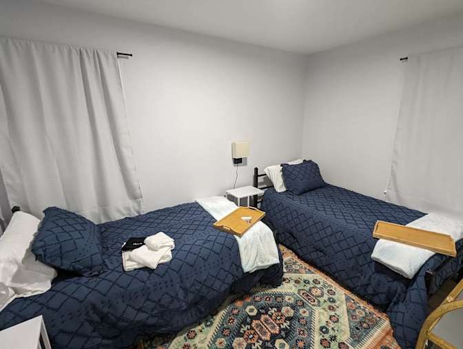 Alcove Rooms's room