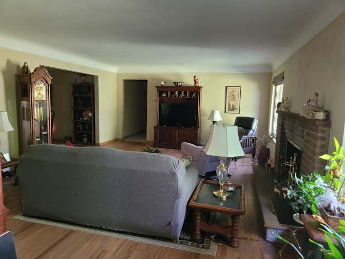 Rich's room