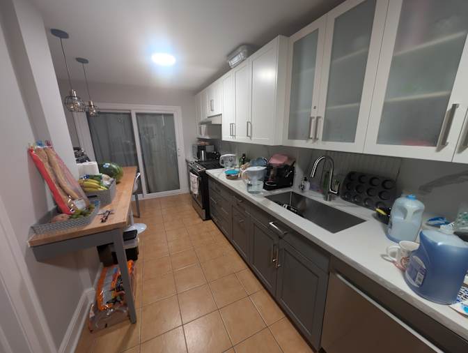 Eylul Barut's room