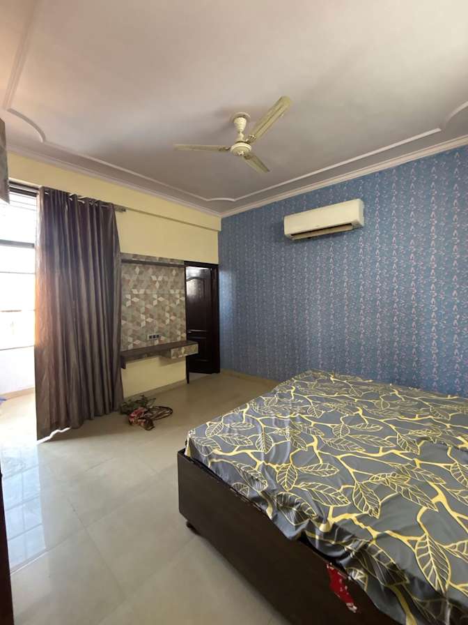 Himanshu Gupta's room