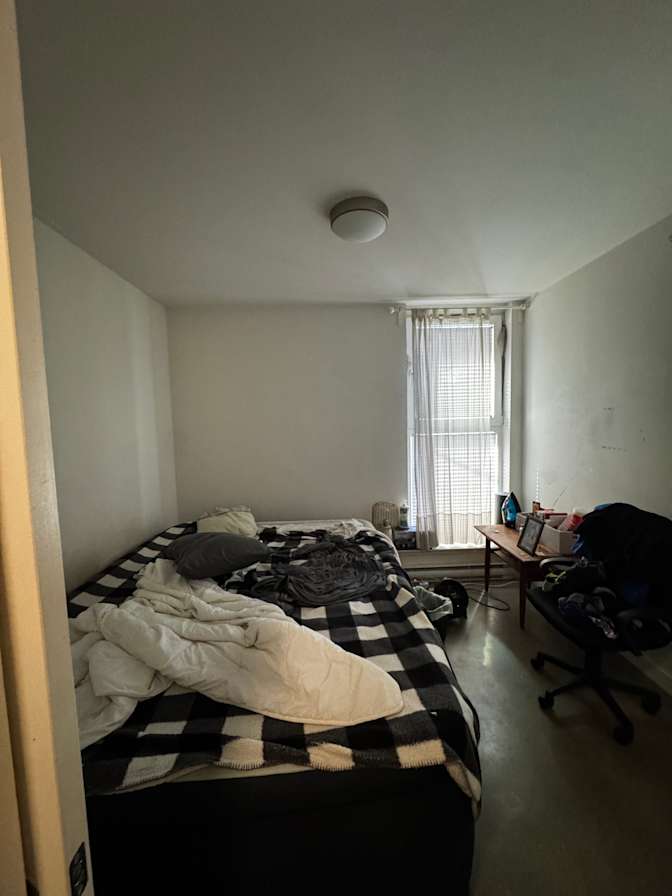 Viridiana's room