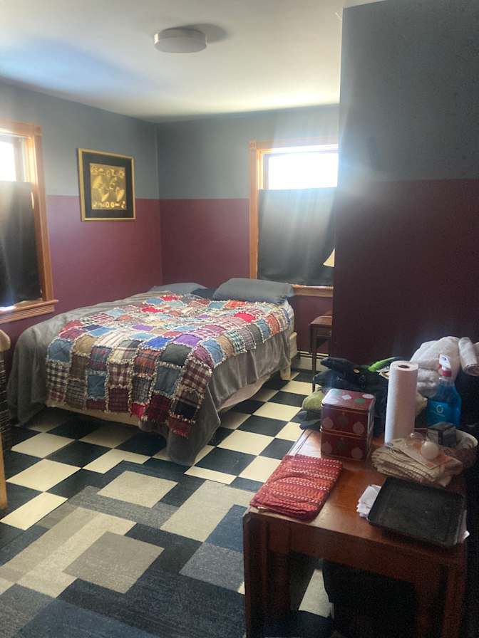 George's room