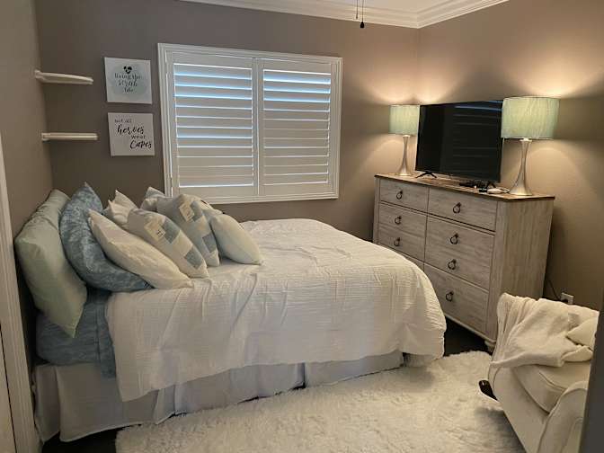 Jennifer's room