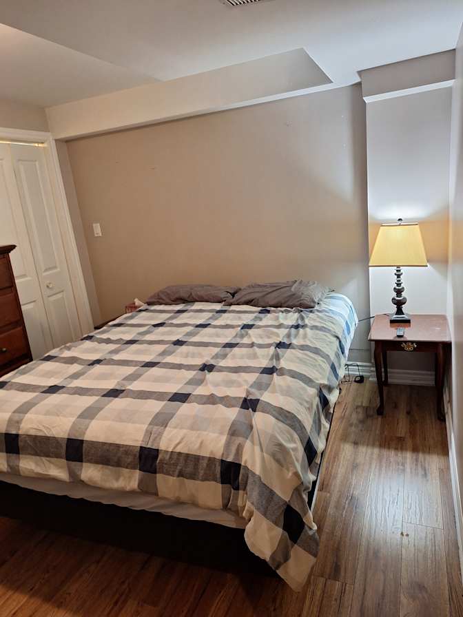 greg smith's room
