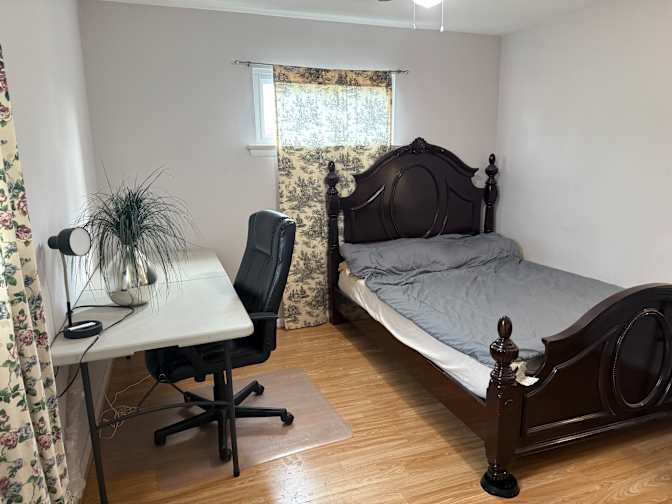 Ravi's room