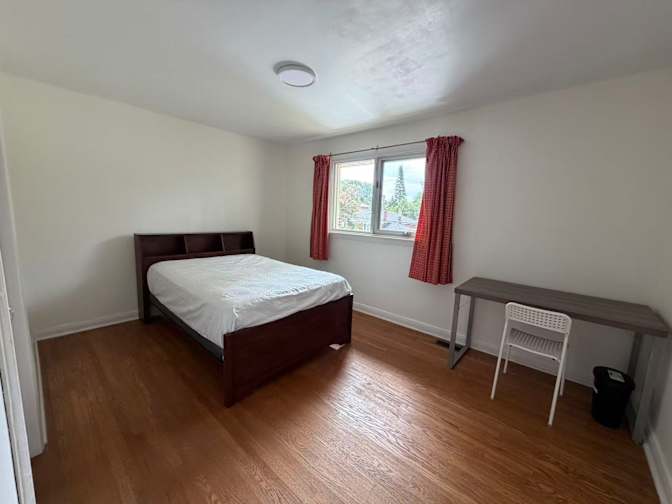bowen's room