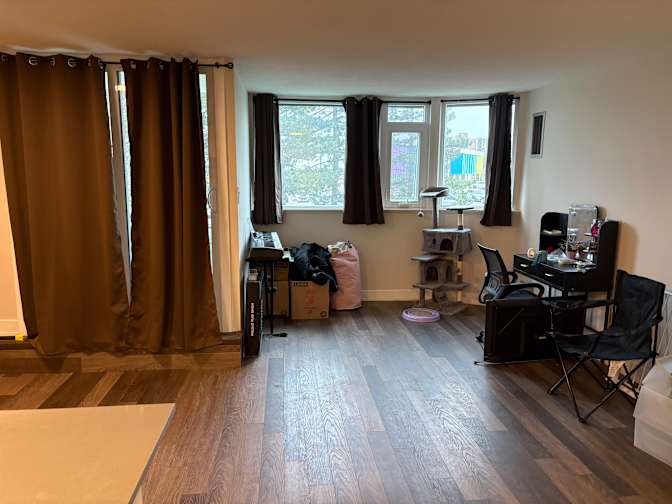 Kira's room