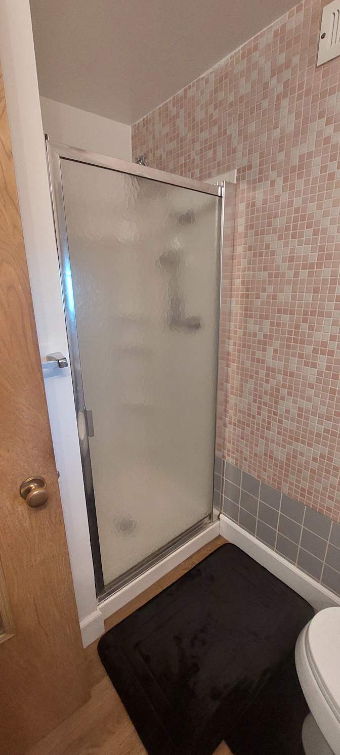 RHONDA's room