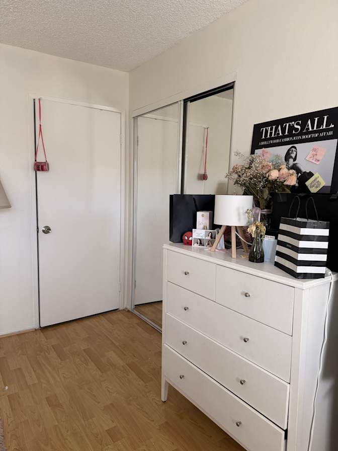 Melissa's room
