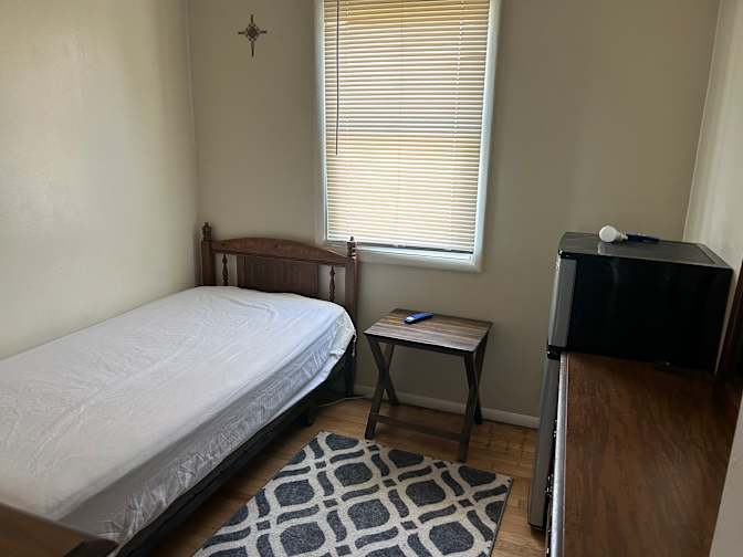 Donald keiser's room