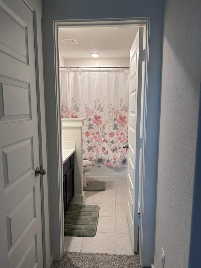 Jasmin Villatoro's room