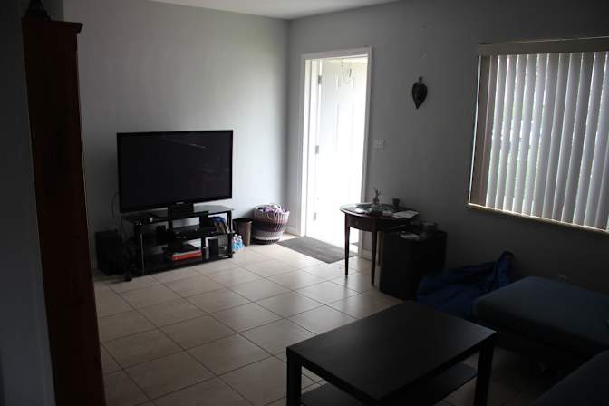 luis ortega's room