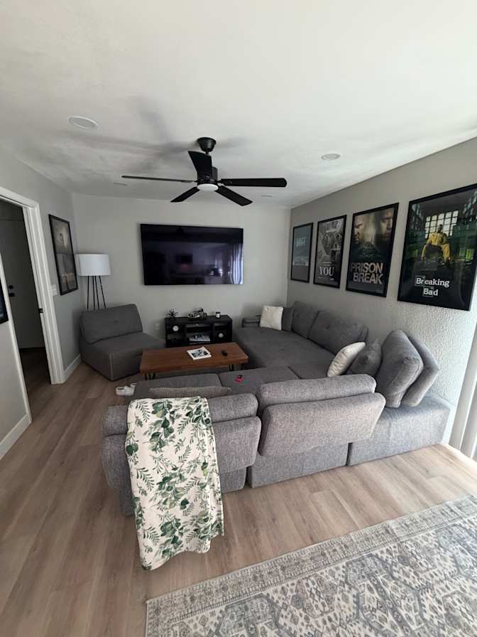 Aaron Menezes's room