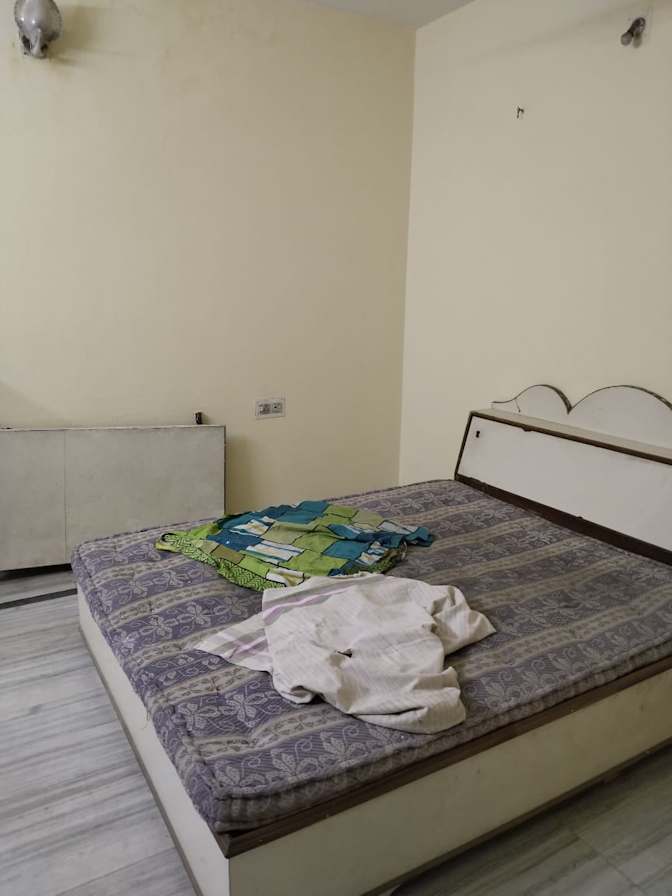Kundan Kumar's room