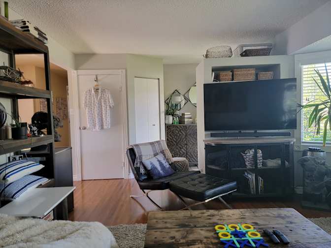 Darren's room