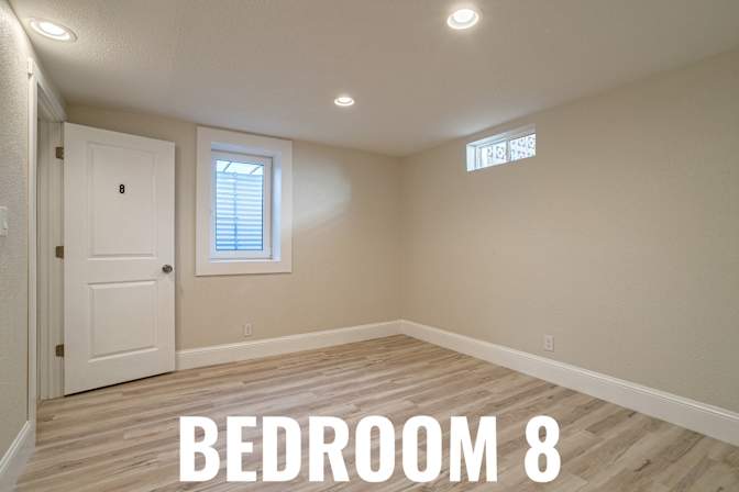HomeCrew's room