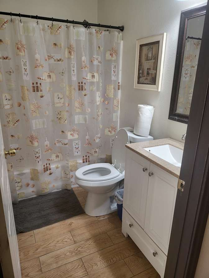Robert DiPrimio's room
