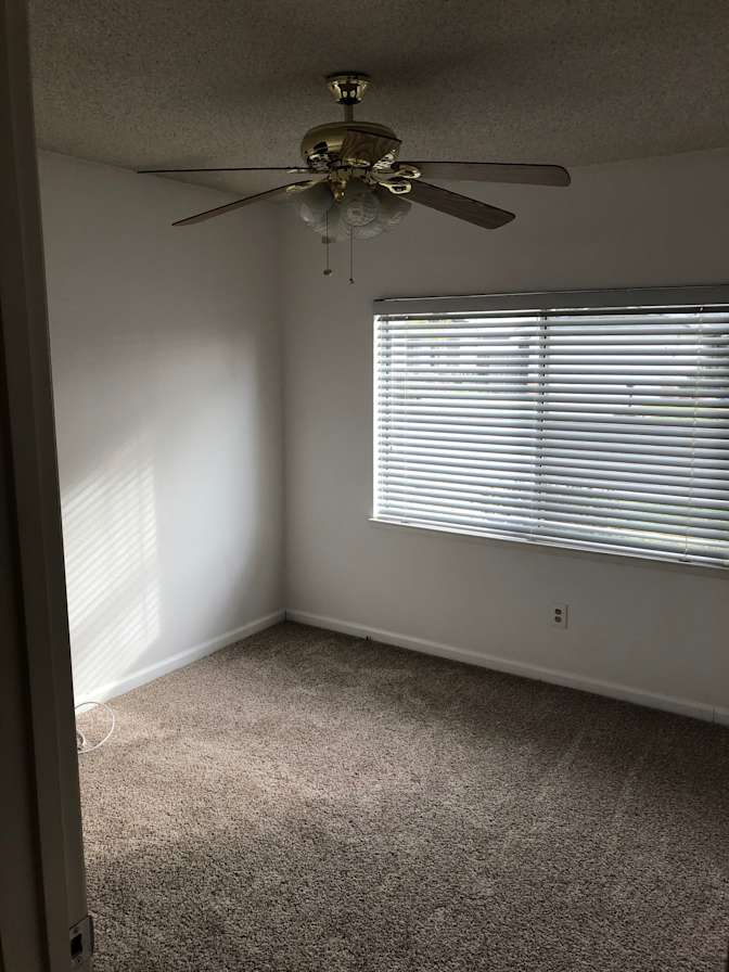Reyes's room