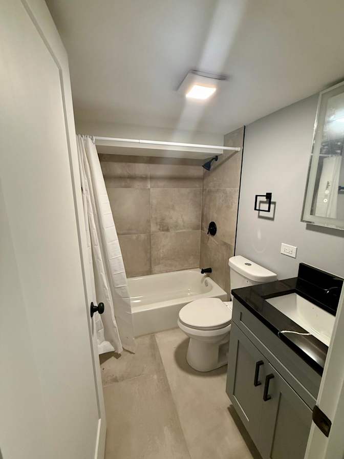 Forza Property Management Services's room