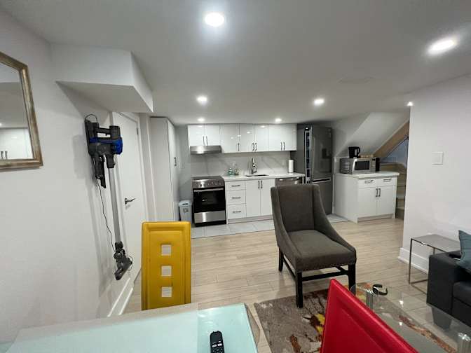 Mark Kay's room
