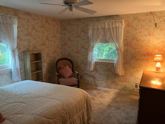 Jill's room