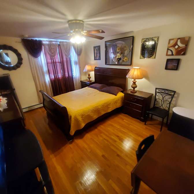 Jason Bryan, Realtor's room