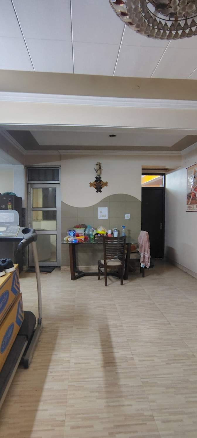 Geetanjali's room