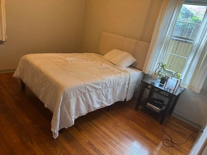 Aaeron's room