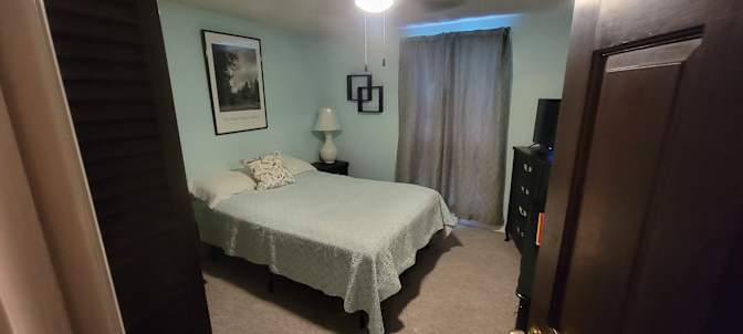 Jessalyn's room