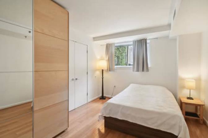Engad's room