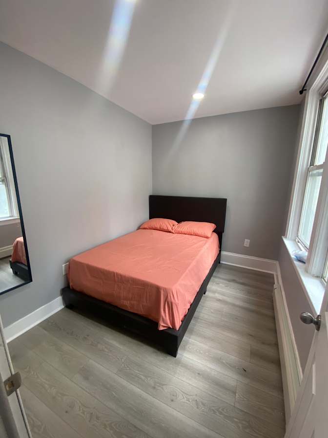CRISTIAN ARANEDA's room