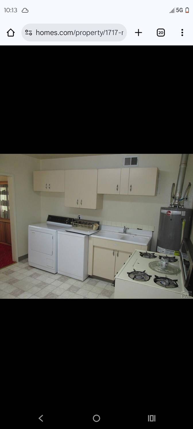 Thomas's room