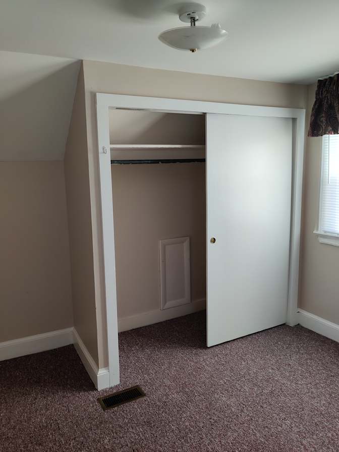 M Manuel's room