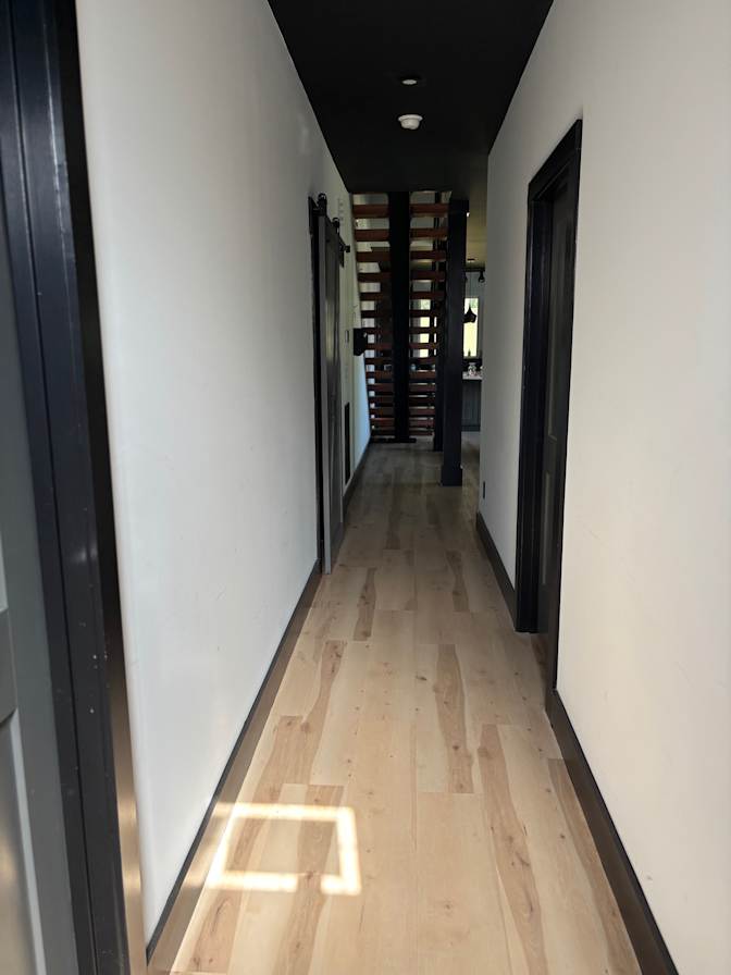 PIE Rentals's room